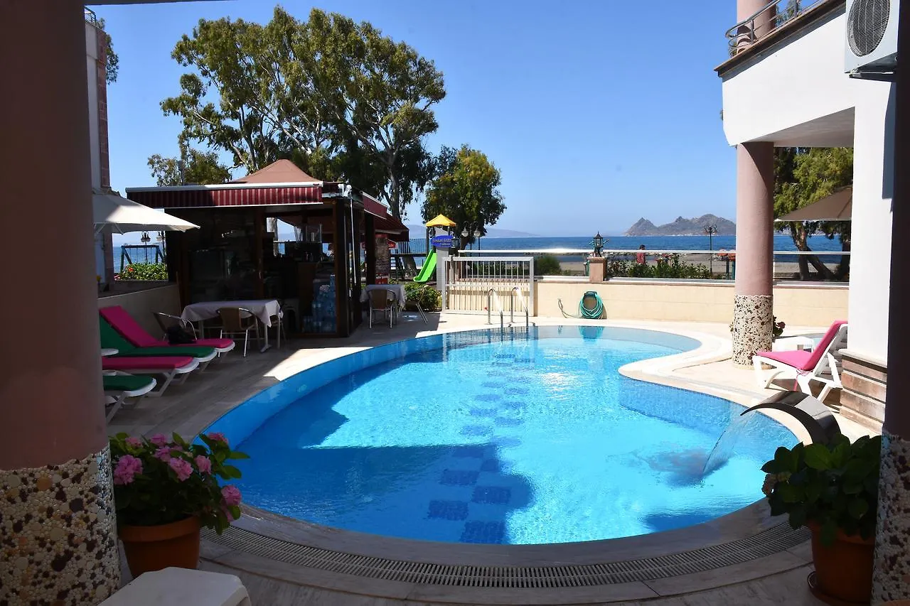 Aybey Apart Hotel Turgutreis 2*,